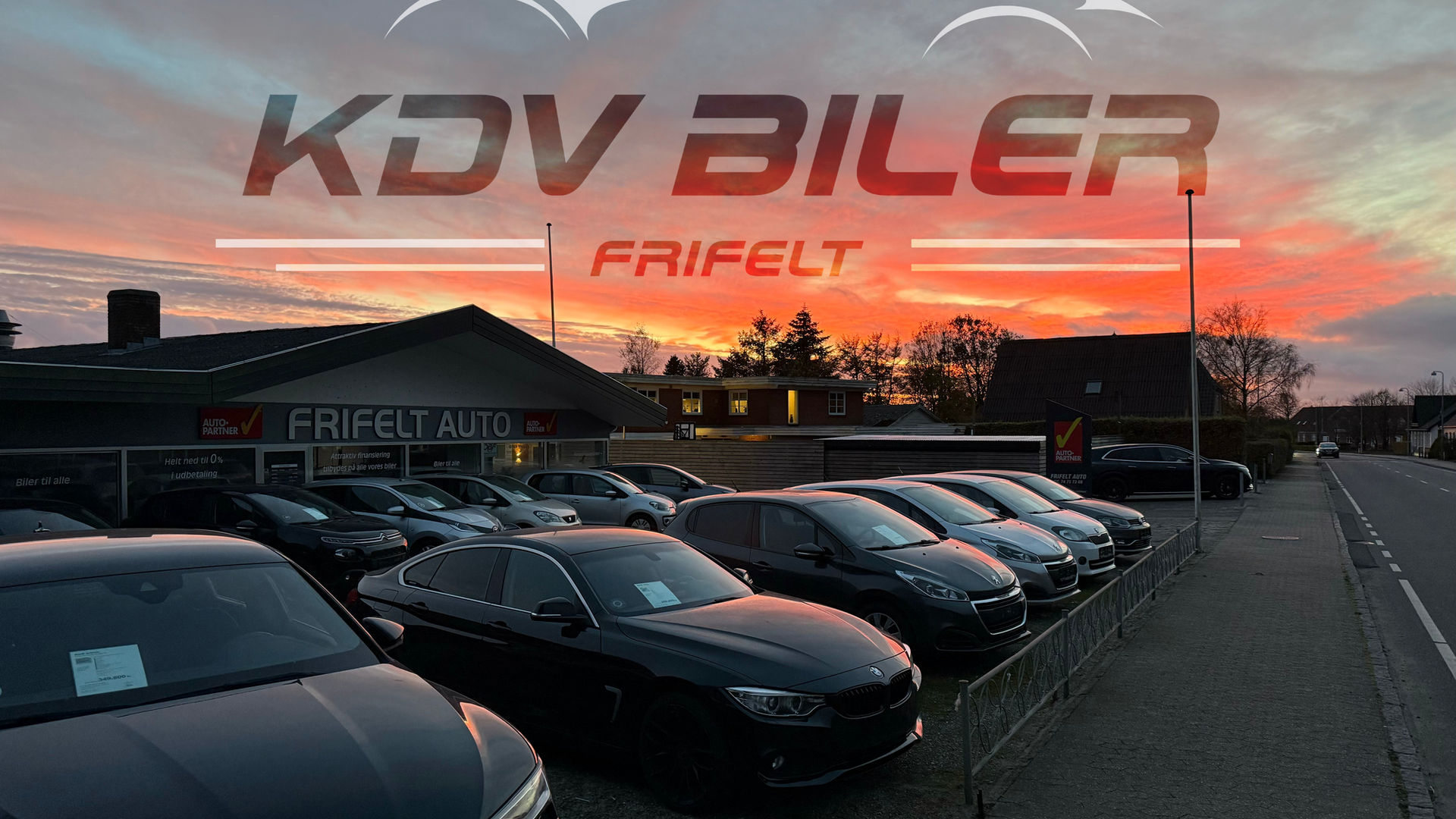 KDV Bilers plads i Frifelt ved solnedgang